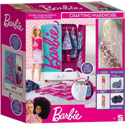 Barbie et sa garde robe artisanale